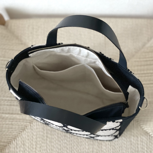 ⚮̈ミナペルホネン　tambourine ライトベージュ まるっこかくれんぼトート ⚮̈ミナペルホネン tambourine light beige まるっこかくれんぼ