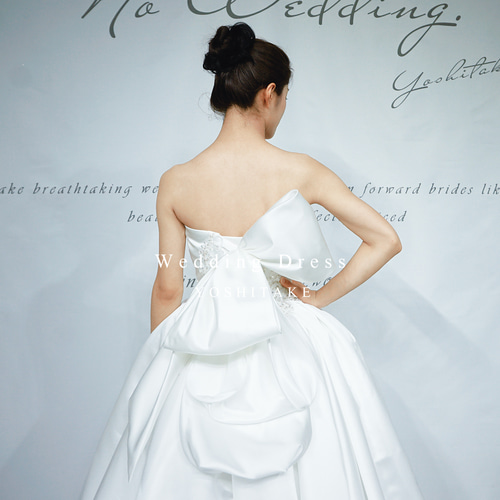 オーダー制作】ウエディングドレス.白.ベルライン.サテン.スパンコール