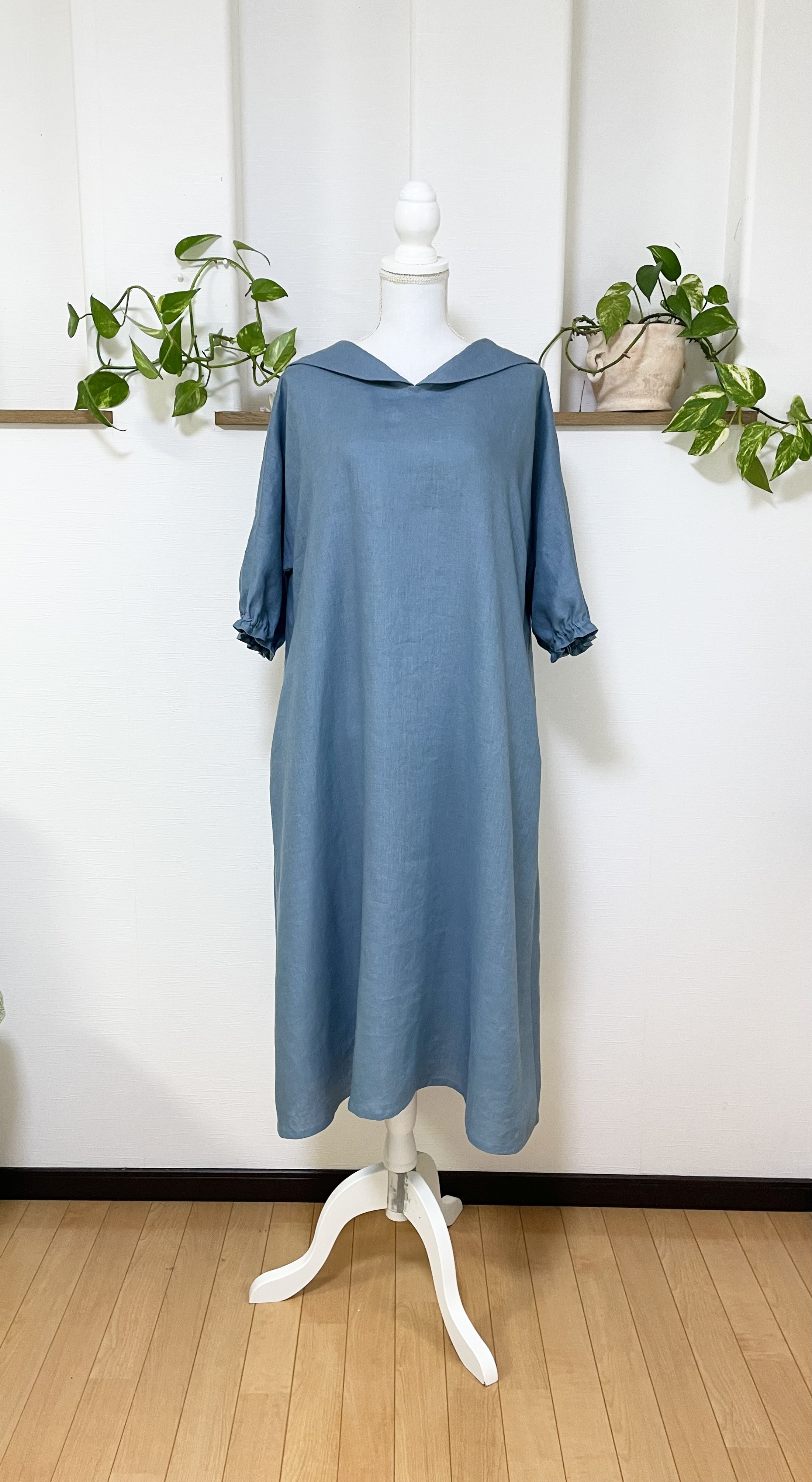 リネン一点物❣️送料無料セーラーカラーAラインドルマン袖のワンピーススモークブルー