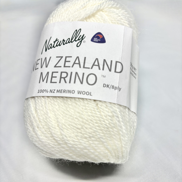 ニュージーランドメリノウール　DK/8ply　Col.2000　ホワイト 2枚目の画像