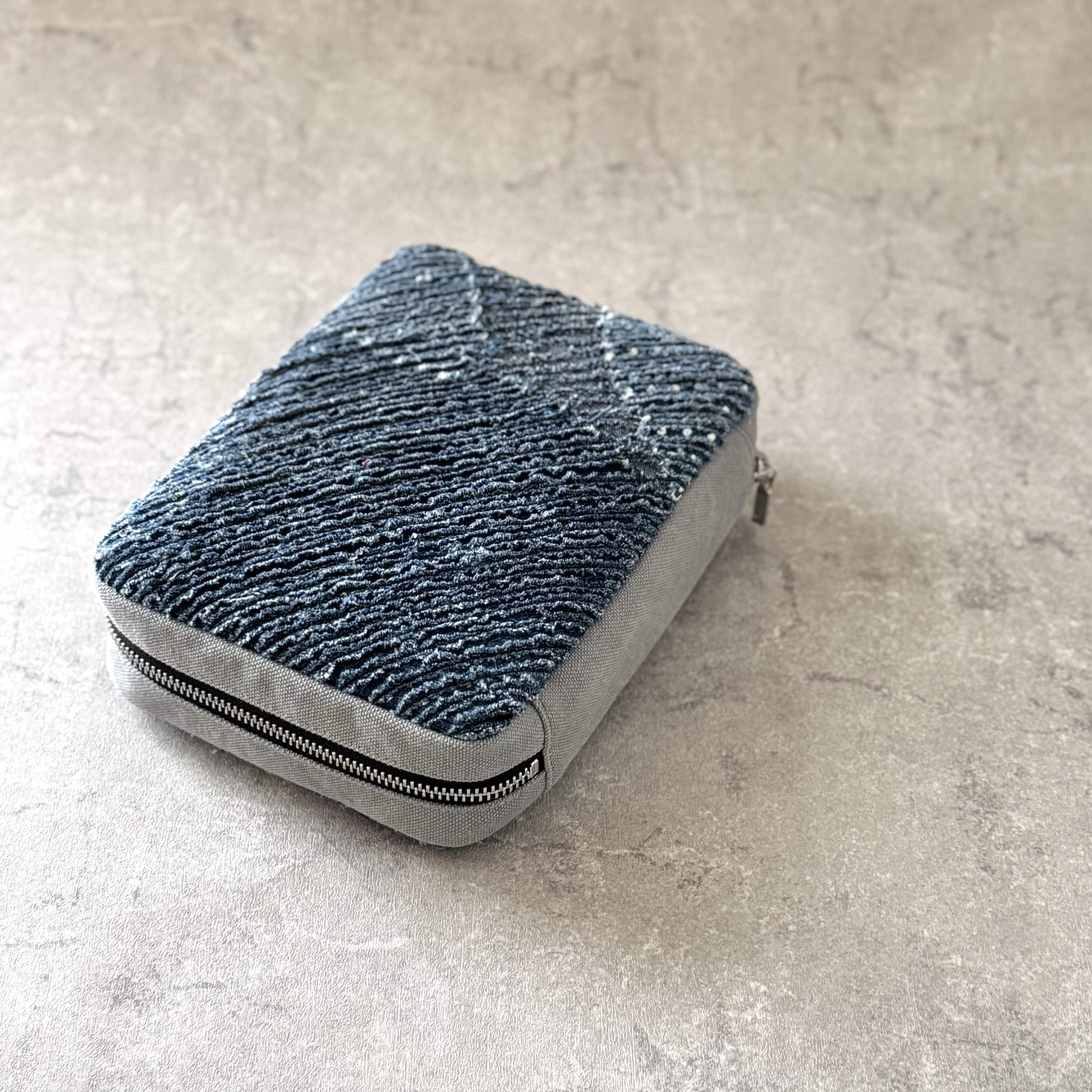 デニムリメイク◆スラッシュキルト中型聖書カバー 7,104円