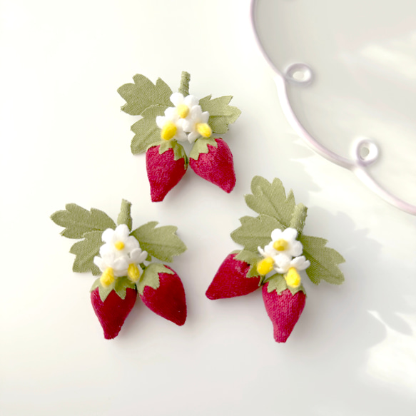 楽天市場】いちご ヘアピン（キッズ・ベビー・マタニティ）の通販