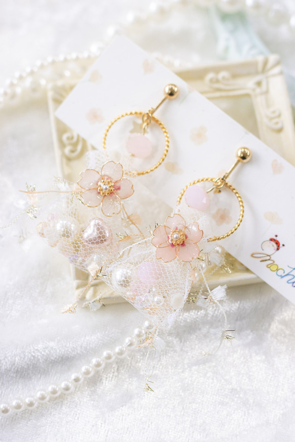 プレゼント にも最適 手作りイヤリング&ピアス 桜プレゼント〜ピアス&イヤリング ピアス（その他） mochimono 通販