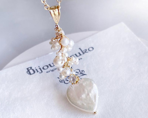 最終値下げ handmade ラリマー ハート レーシーフラワー ネックレス 最終値下げ handmade ラリマー ハート レーシーフラワー ネックレス