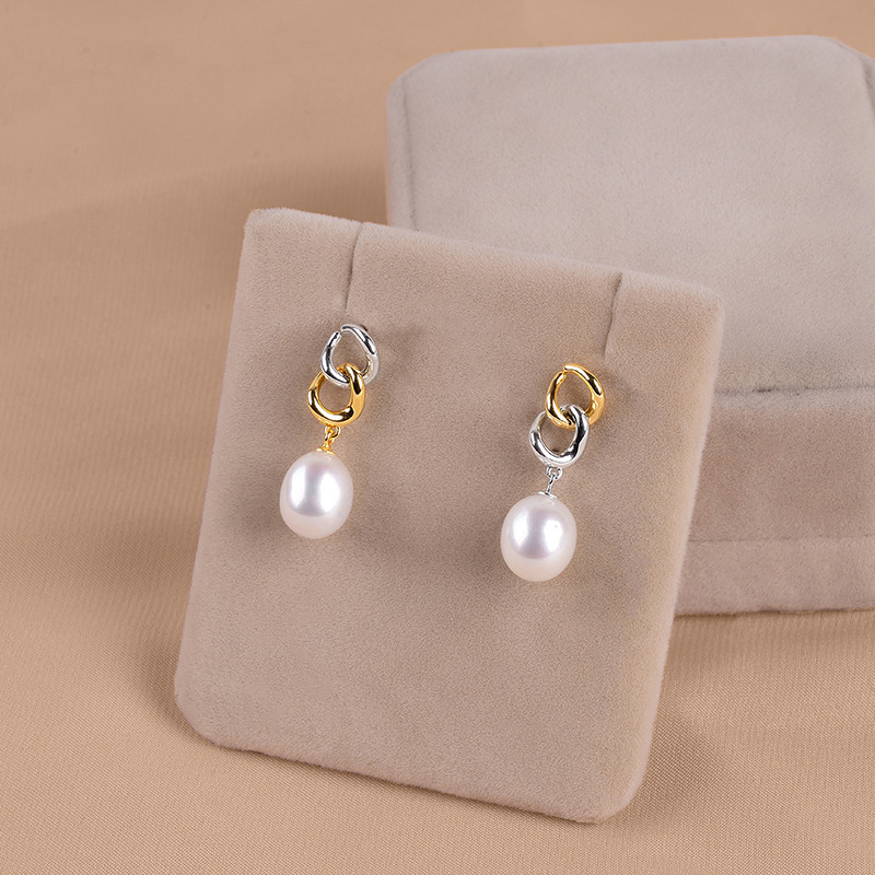 8-9mm淡水パールのピアス  イヤリング　真珠　淡水真珠　6月誕生石　夏の誕生石 ブライダル ウェディング 結婚式