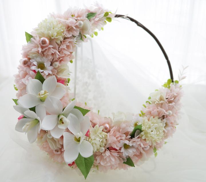 ＊思い出は桜と共に＊桜と蘭の三日月リース＊シンビジウム＊１点物