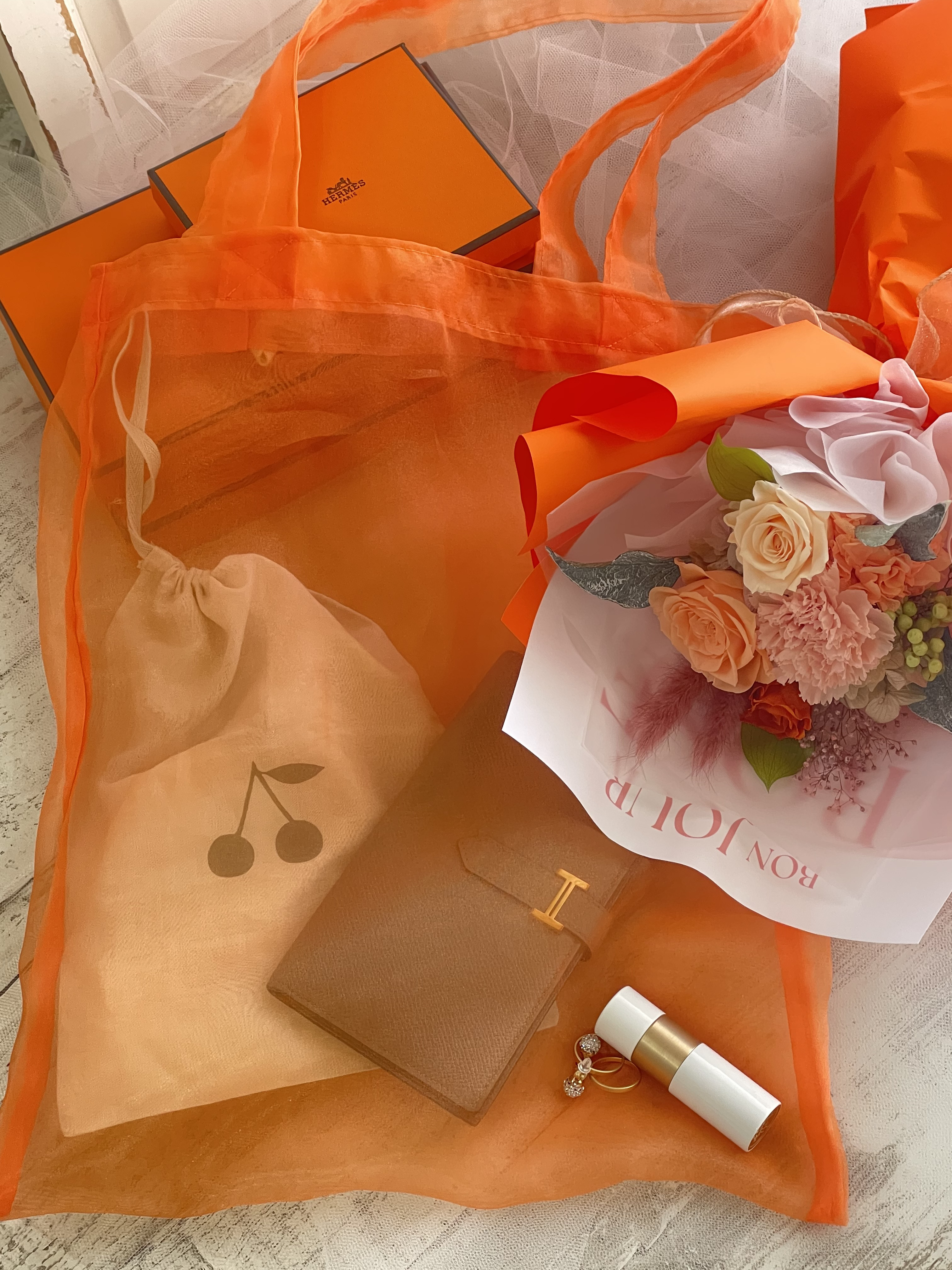「flower's&」バッグインブーケ　フルーティオレンジ  プリザーブド花束　推し活　母の日　韓国風ラッピング