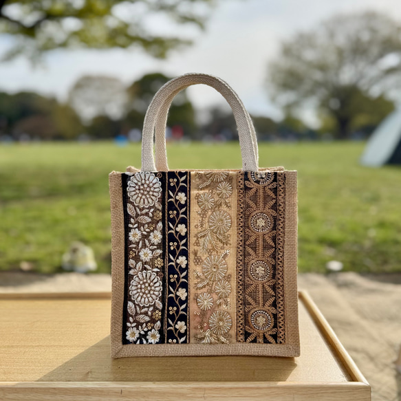 インド刺繍リボンのジュートバッグ/エコバッグ/カゴバッグ/サブバッグ