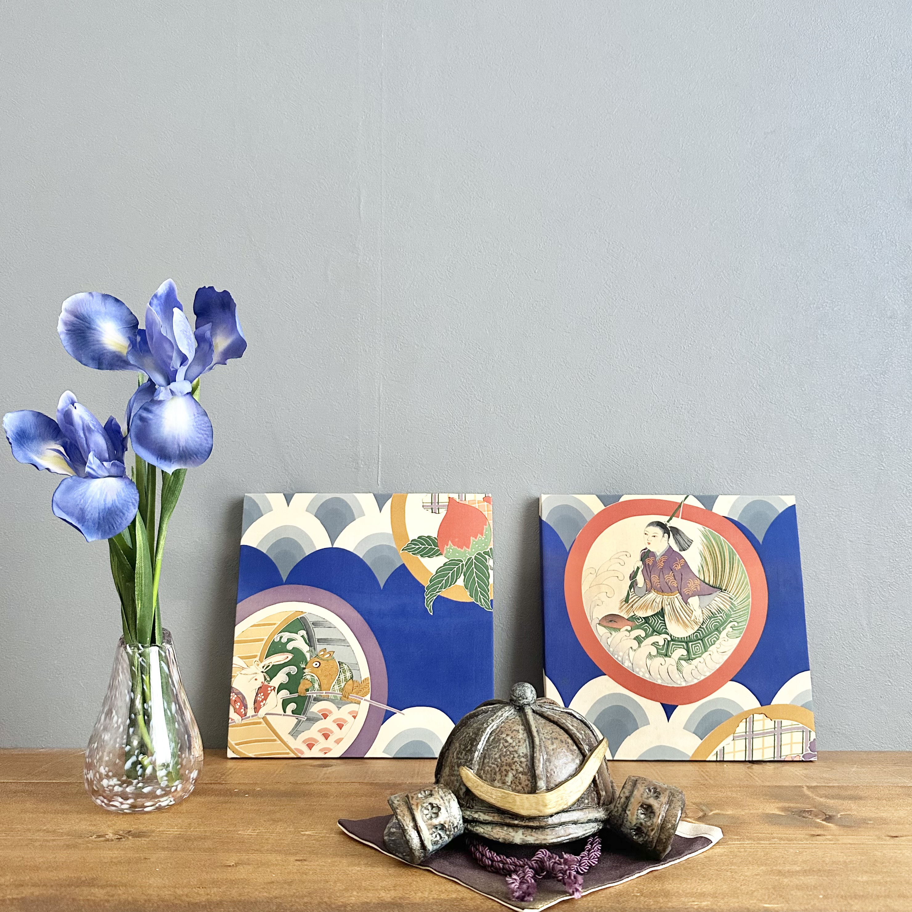 着物のファブリックパネル　ハレの日　青×御伽話(2枚セット）26×26cm 古民家　和室　こどもの日　節句　兜　七五三