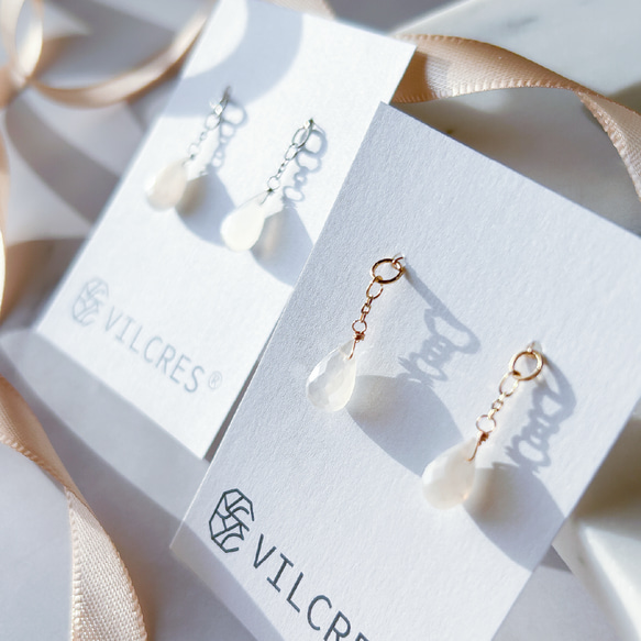 ホワイトムーンストーン チャーム CH-10602 ピアス（フープ） VILCRES