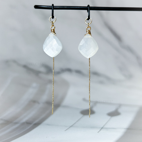 ホワイトムーンストーン チャーム CH-10603 ピアス（フープ） VILCRES