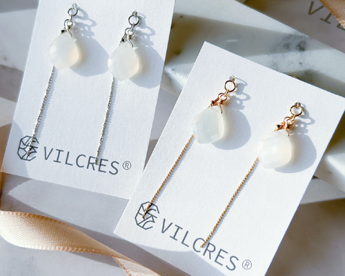 ホワイトムーンストーン チャーム CH-10603 ピアス（フープ） VILCRES