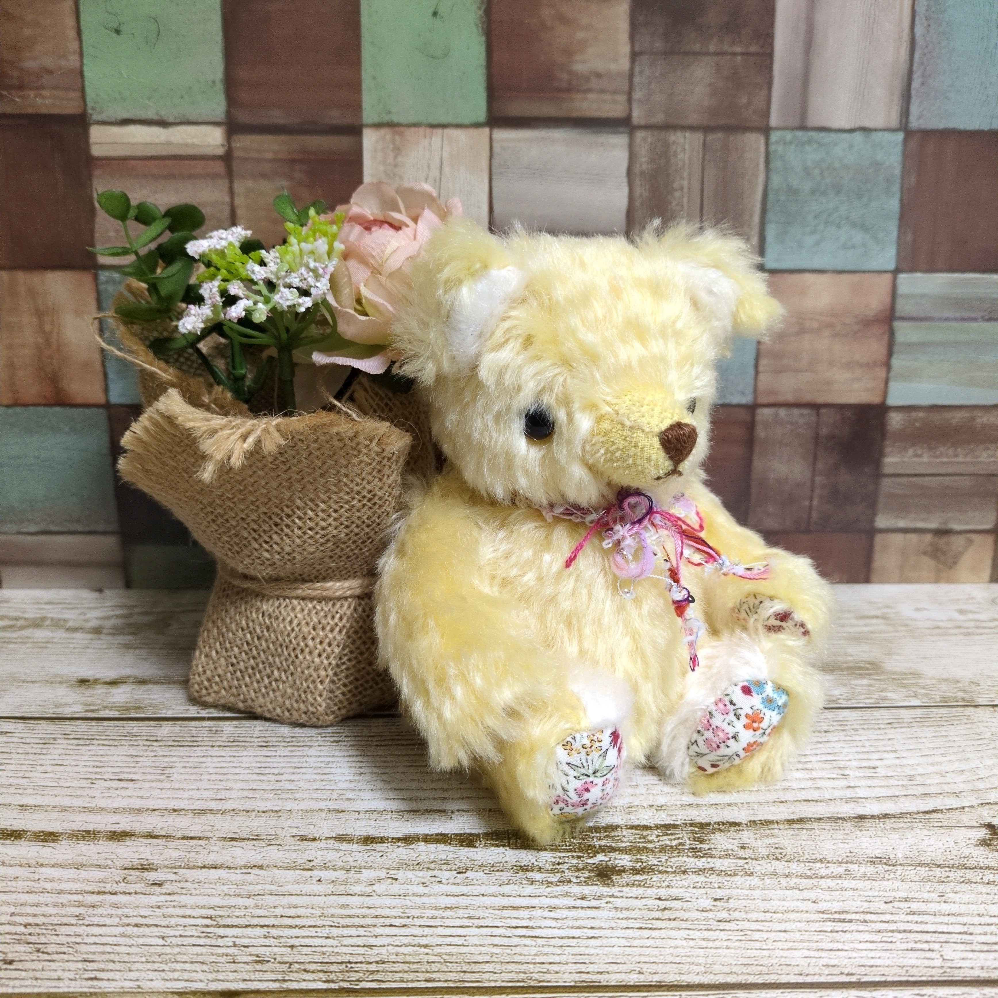 思わず抱きしめたくなる無限の可愛さ！ ふわふわウェイビーモヘアのテディベア