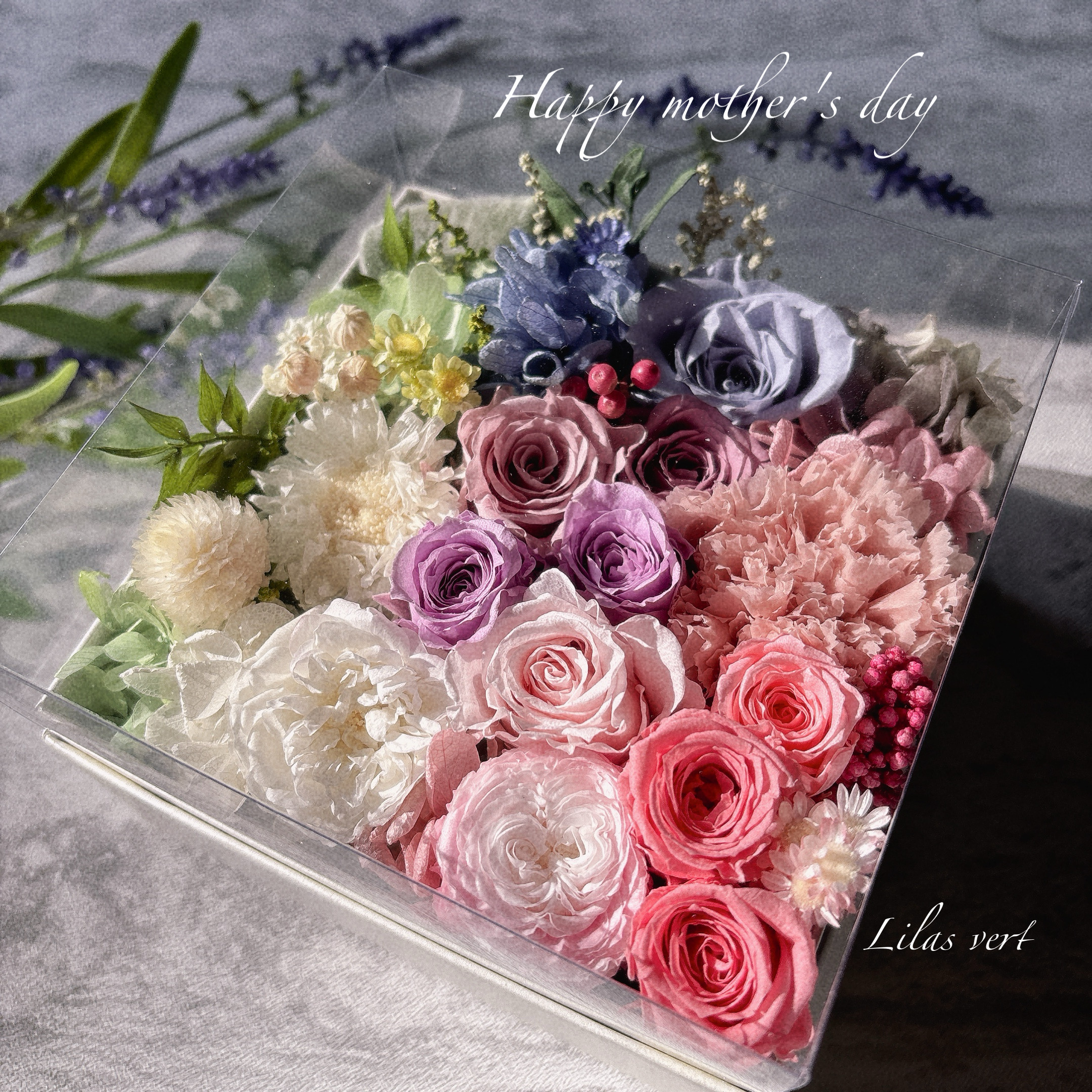 花のある暮らし　『フラワーパレット』　ボックスフラワー　プリザーブドフラワー