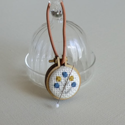 【再販】ピンクッション＋ニードルレストのセット（カラフルフラワー） 5枚目の画像