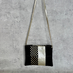 ピッグスキンのスマホポシェット　16ピース　みずたまブラック 3枚目の画像