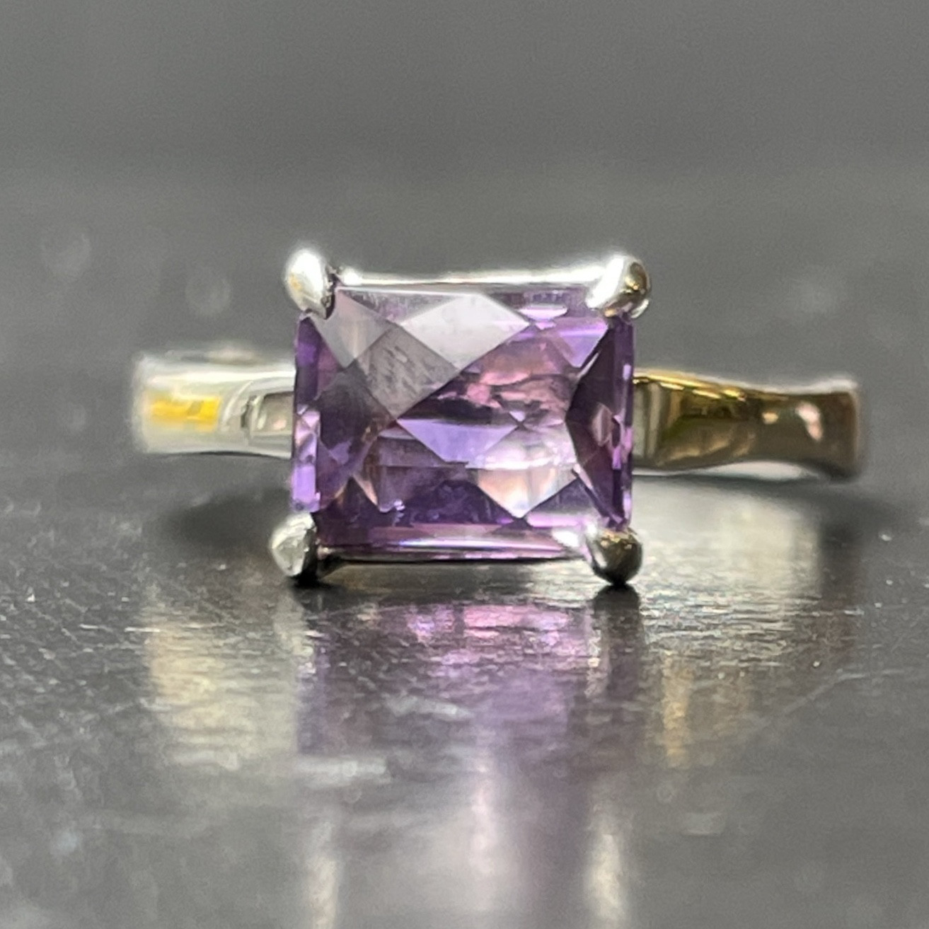 アメシスト　チェックカット7×9　jewelry　爪留め　シルバーSV925リング