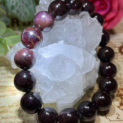 ゲーサイト内包 巨大カルサイト共生 レインボー アメジスト クラスター