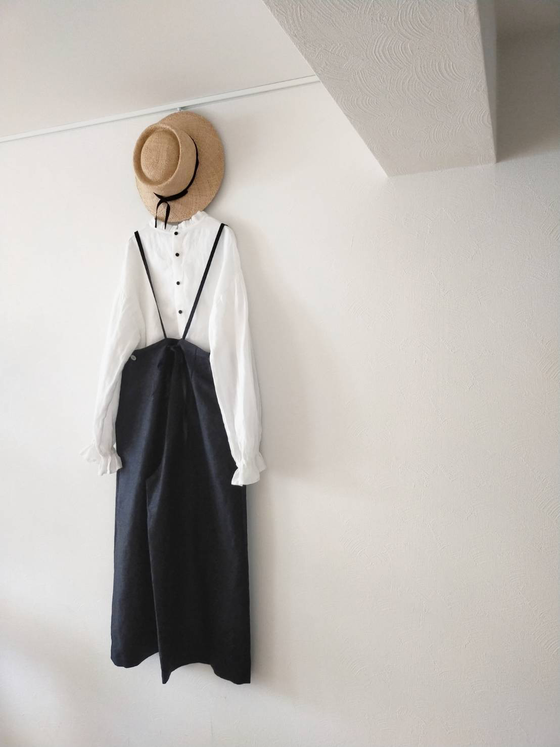 サスペンダーワイドリネンパンツ/ブラック