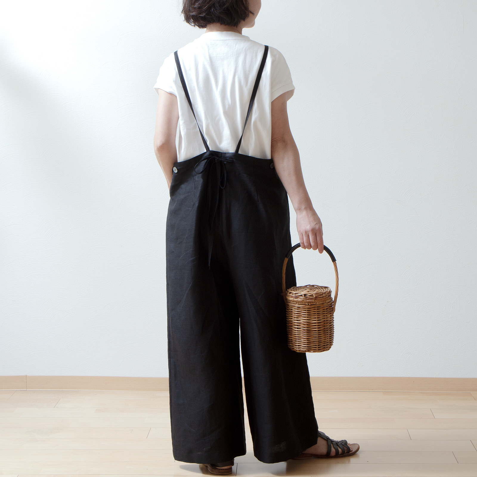 サスペンダーワイドリネンパンツ/ブラック