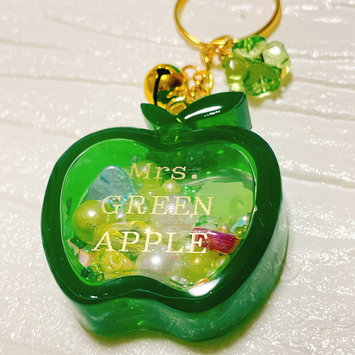 りんごのシェイカーキーホルダー チャーム *°♡molto carino♡*° 通販