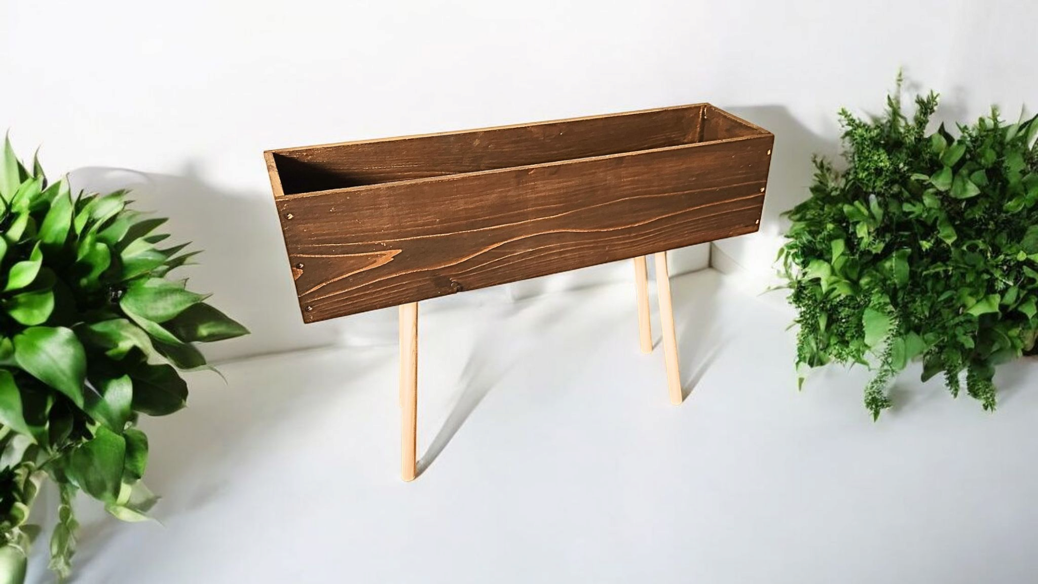 スタイリッシュな/古材風/プランタースタンド/フラワースタンド/ウォルナット