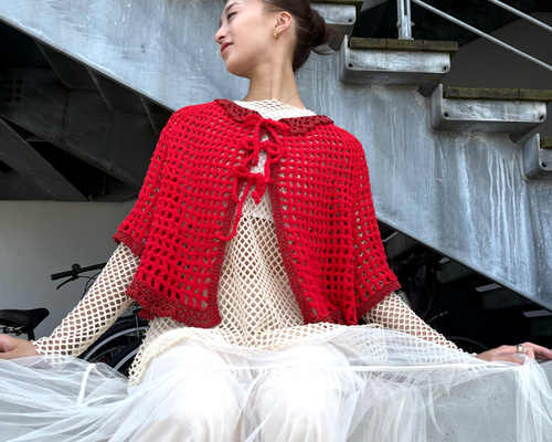 季節の変わり目に♪おとなかわいい赤のクロッシェカーディガン