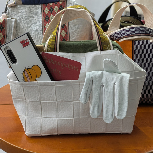 未使用一度も使用してないです。ゴルフバック及びトートバッグ