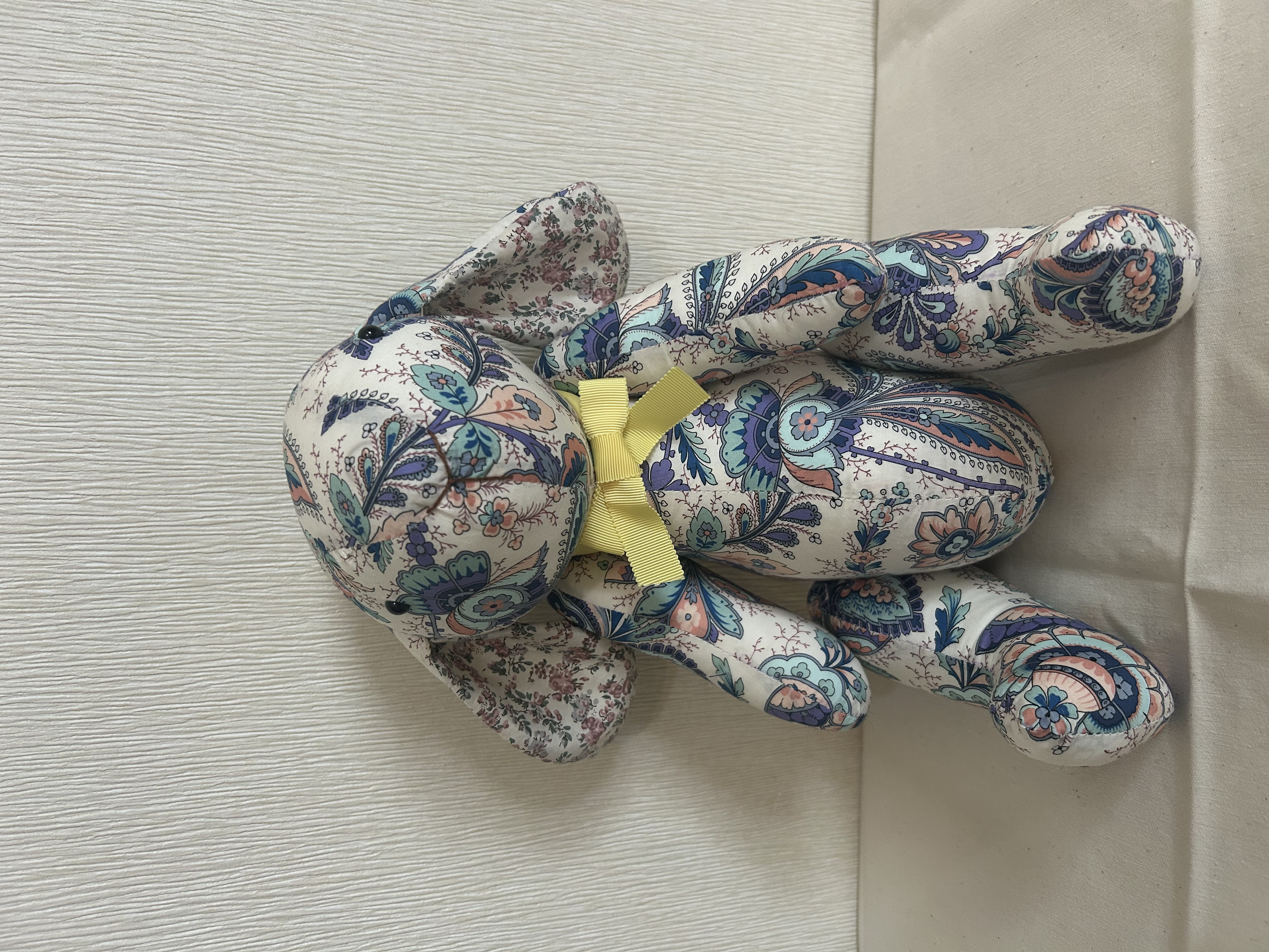 リバティ生地使用　たれみみのうさぎさん