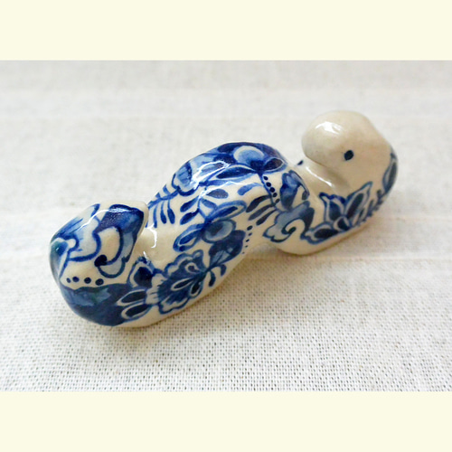 ボタニカル柄ヘビ 青の植物柄（D）今年の干支・巳年 白蛇 陶芸・陶器