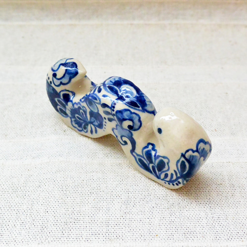 ボタニカル柄ヘビ 青の植物柄（D）今年の干支・巳年 白蛇 陶芸・陶器