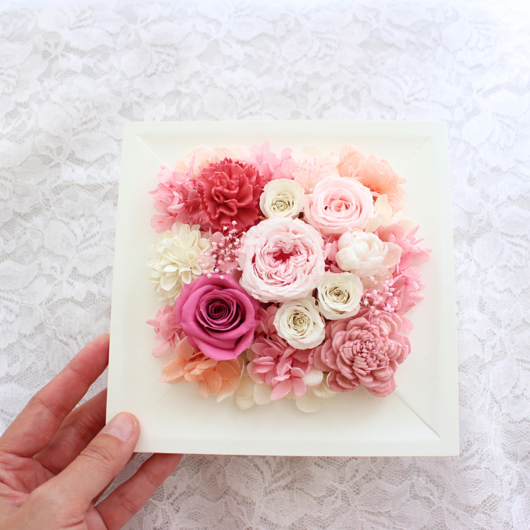 フレームアレンジピンク 花 誕生日　記念日 プリザーブドフラワー おしゃれ　プレゼント