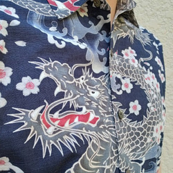 半袖和柄シャツ（龍と桜） 4枚目の画像
