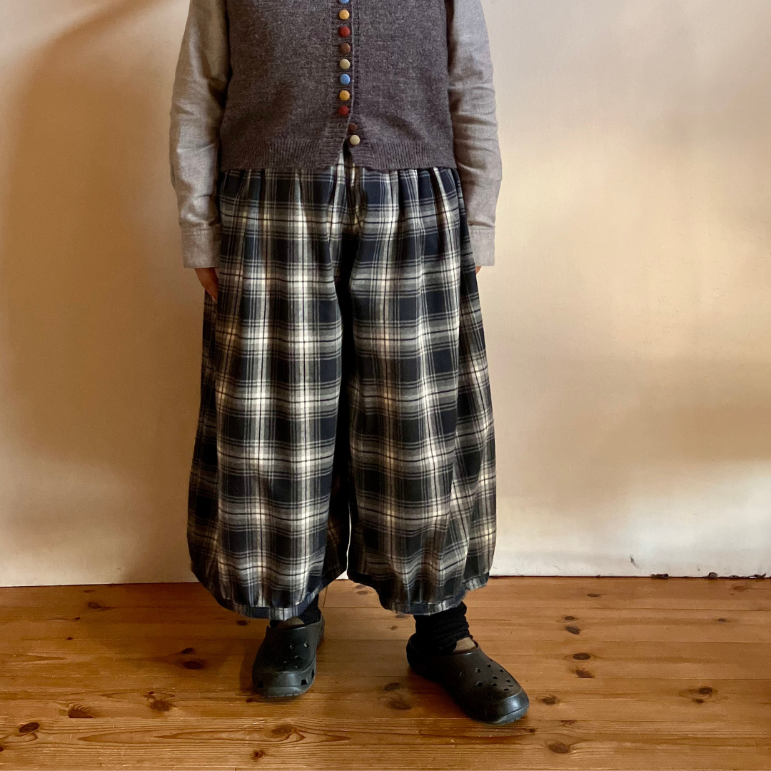 ぽっちゃりさん⭐️コットン⭐️グレーチェック⭐️バルーンパンツ⭐️L〜3Lの方まで穿いて頂けます。