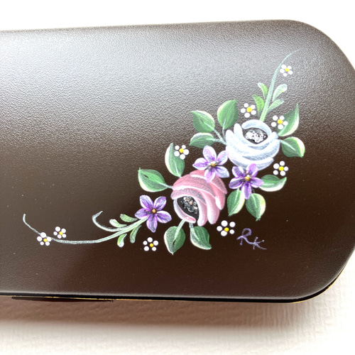 298◆黒　プチポワン　花柄刺繍　薔薇　メガネケース　ソフトケース　ヴィンテージ 名入れ】手描き 可憐なバラと小花 メガネケース トールペイント 花柄