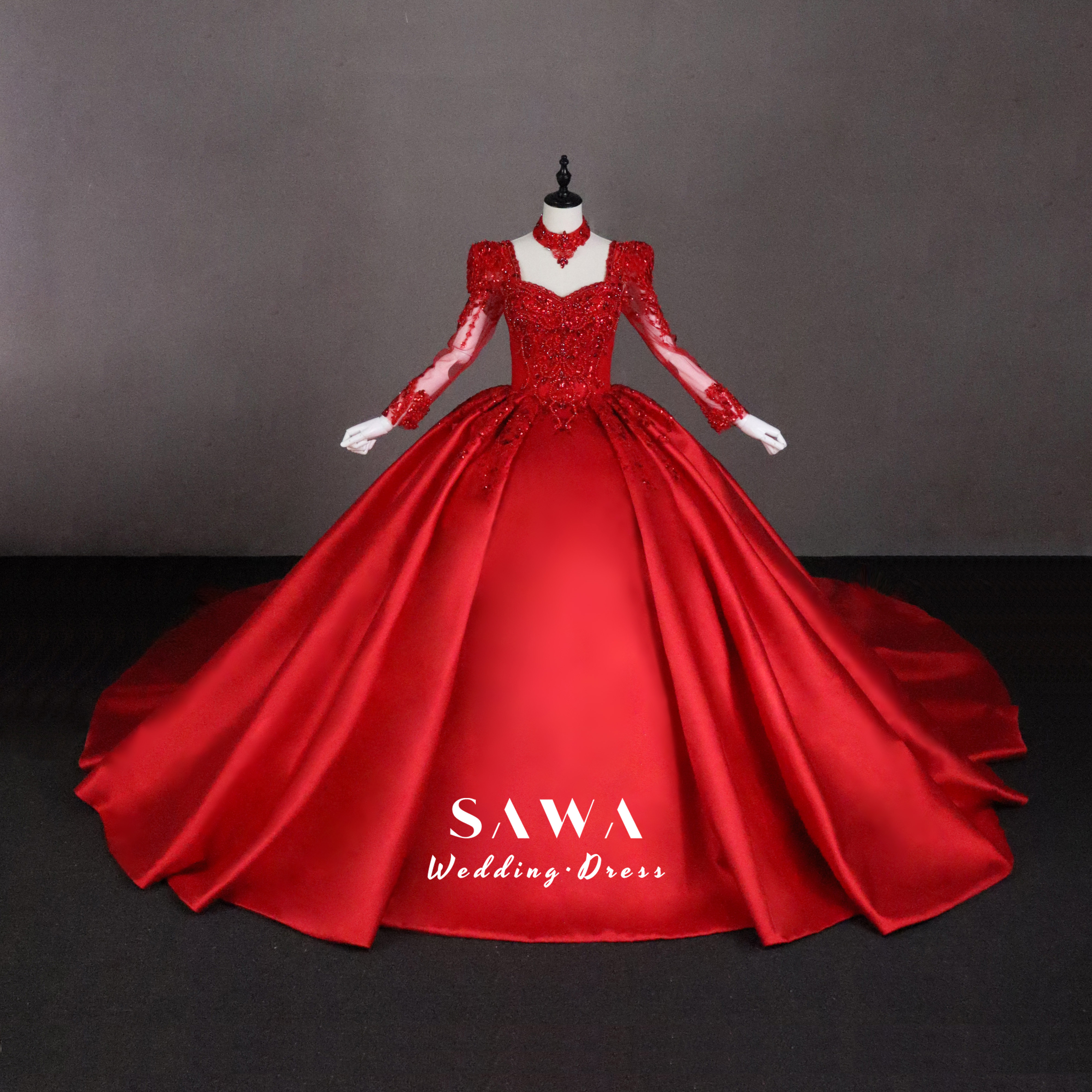 高級感溢れる　赤　長袖　ネックレス　ビジュー　グッリター　高級サテン　カラードレス　スクエアネック　ブライダル　前撮り