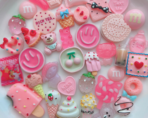 じゃらじゃらキーホルダー　パーツセット♡ピンク系♡デコパビーズ　スイーツ じゃらじゃらキーホルダー じゃらキー ピンク デコ キーホルダー