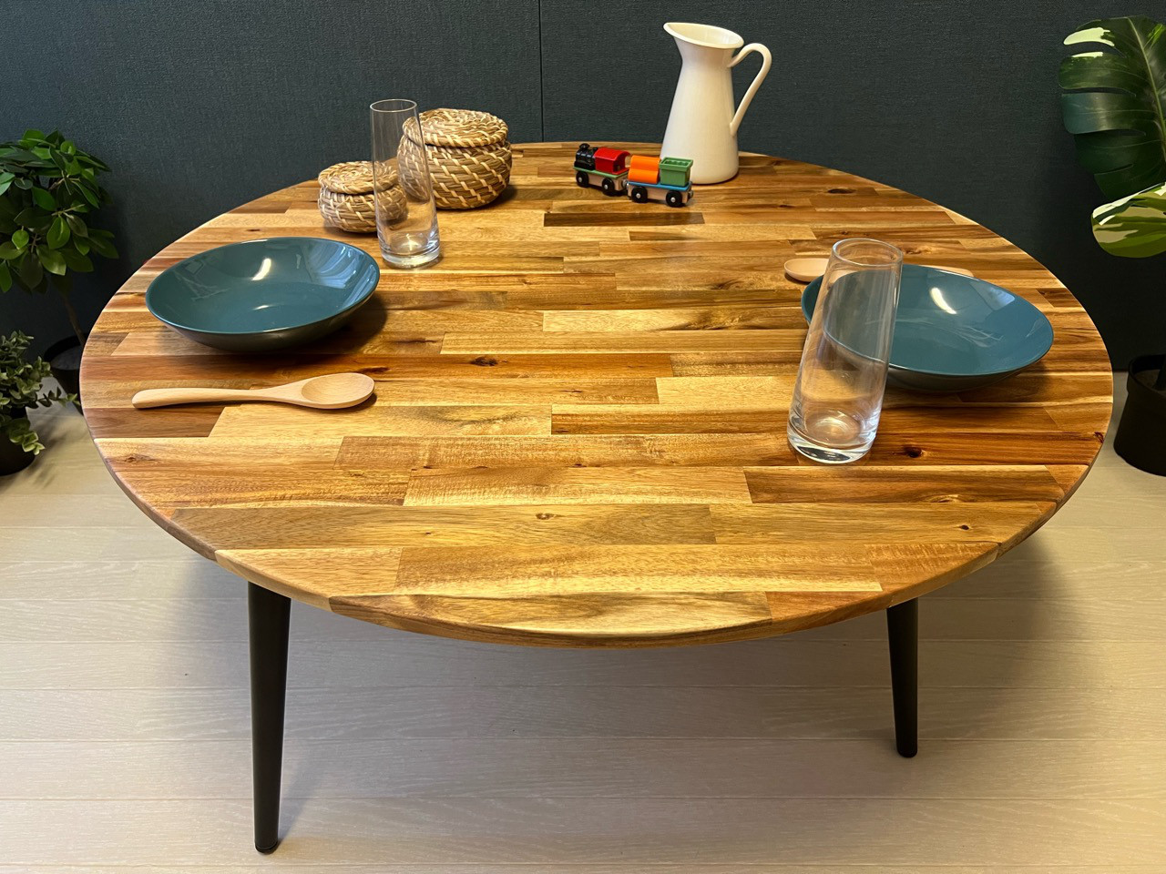 【送料無料】 テーブル 丸形 直径90cm アカシア ブラウン 折り畳み アイアン固定脚