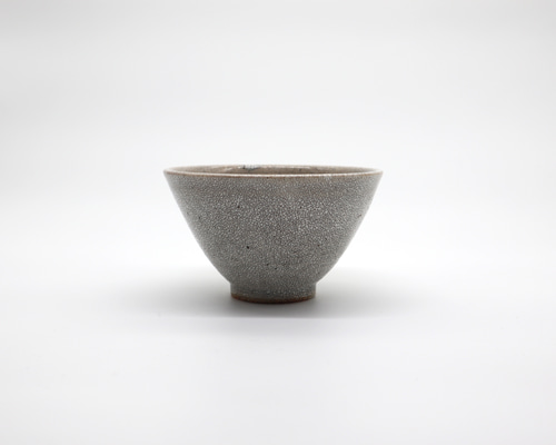 灰梅花皮茶漬碗 茶碗・めし碗 マルト水野陶器 通販 19150937｜Creema