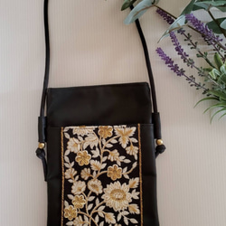 ロラライハリス♡カーキブラウンベロア♡刺繍のワンハンドル巾着バッグ♡ 楽天市場】Khadi and Co ベロア 巾着 刺繍 巾着バッグ ブラウン