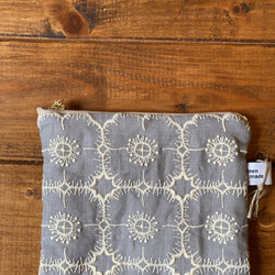 ミナペルホネン キツネ刺繍ポーチ ポーチ linenmade 通販
