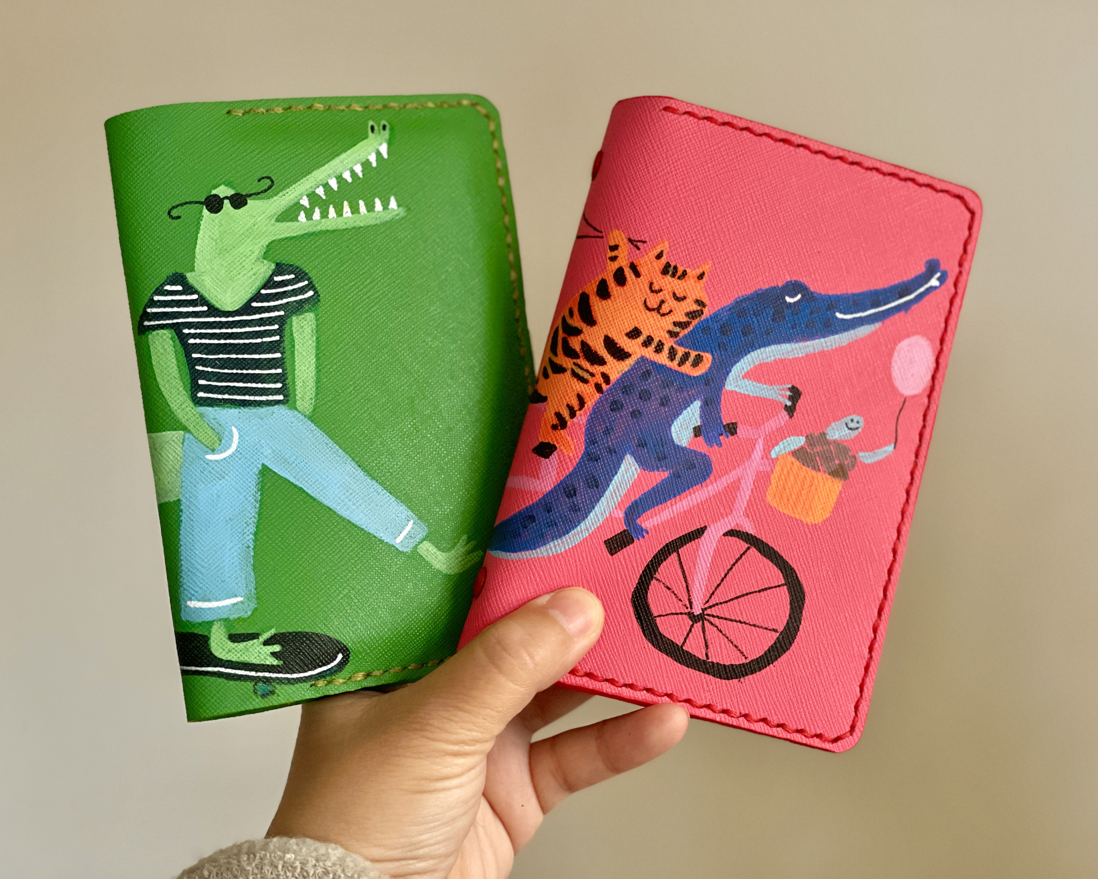 パスポートケース＆ノートブック - 見るだけで幸せな気分に