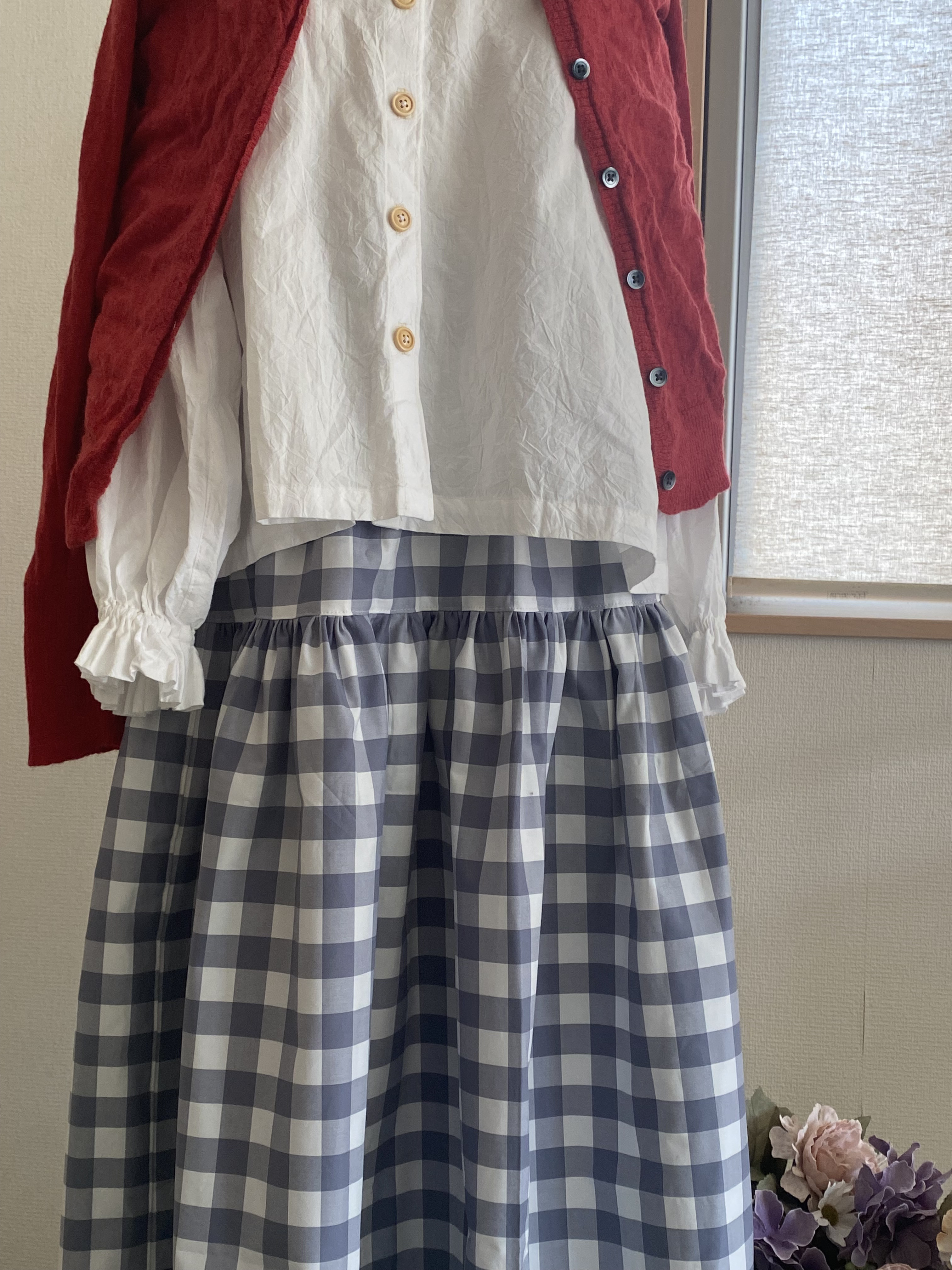 春☘️夏　ギャザーたっぷり♡ティアードロングスカート☘️グレー✖️白ブロックチェック柄