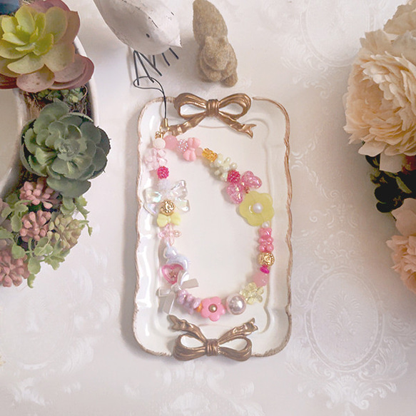 №12 キャンディポップなビーズストラップ ✧ スマホストラップ ✧ ハンドストラップ 1枚目の画像