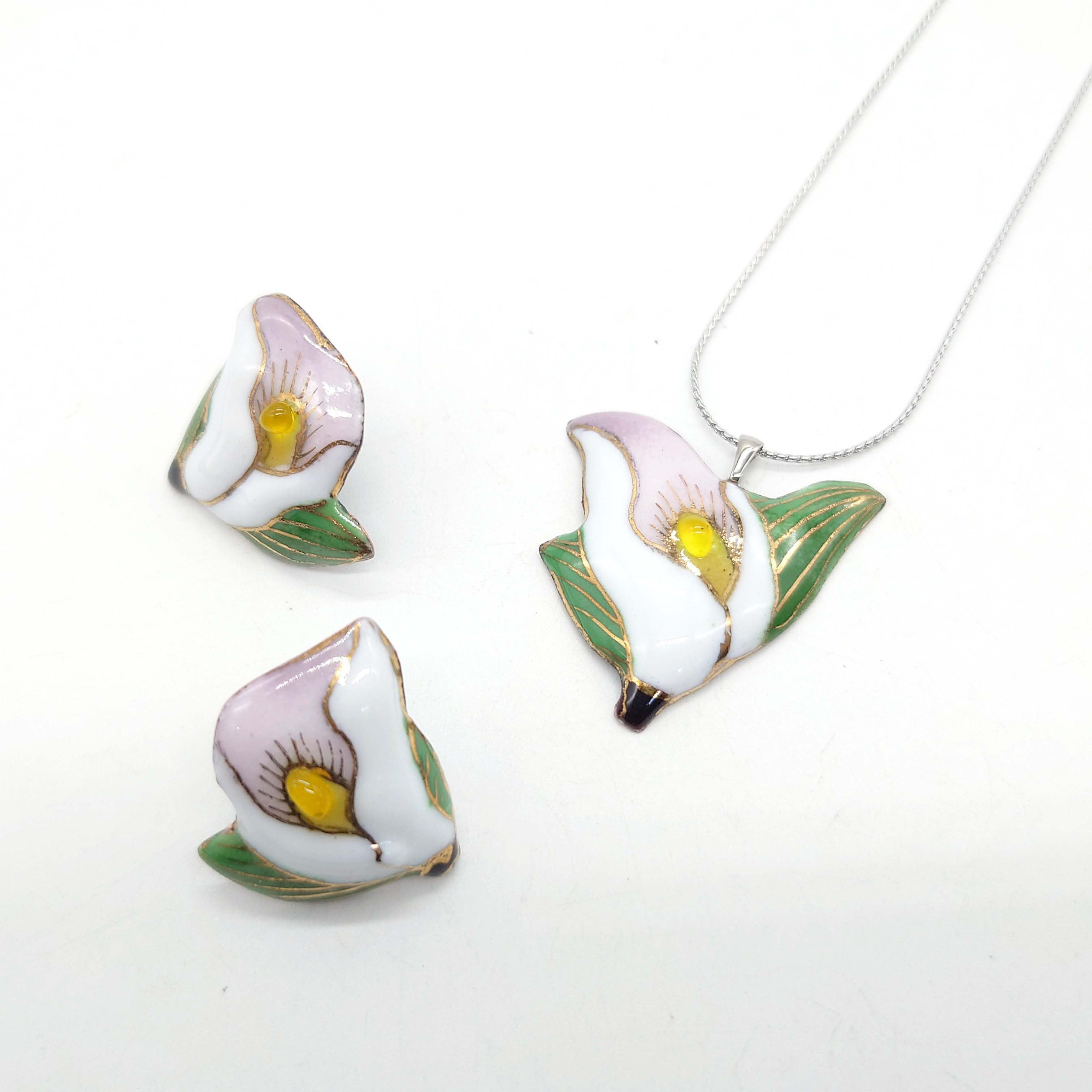 [ネックレス&ピアスのセット]カラーの花の七宝焼ネックレス&ピアス[受注制作]