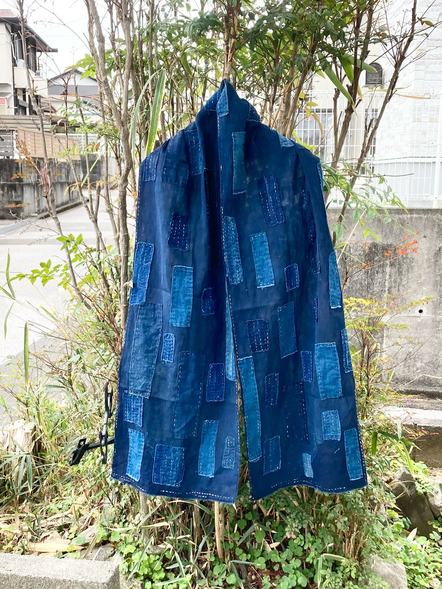 860 襤褸　ストール　古布　リメイク　藍染　藍染め　パッチワーク　刺し子　ヴィンテージ　ボロ　BORO
