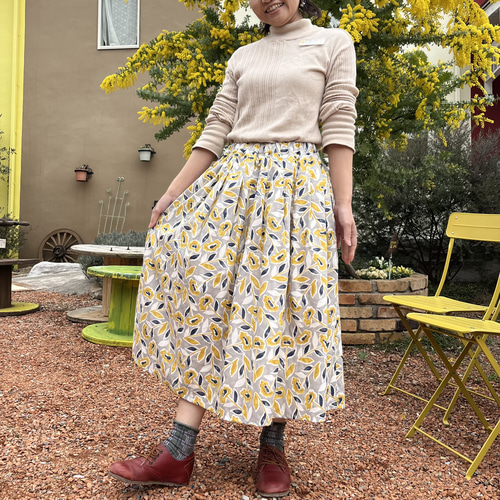 新品タグ付き♡ TREFLE+1 ブーケスカートショート丈♡ Bottoms,スカート | TREFLE＋1（トレフルプラスワン）