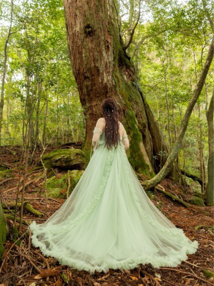 実例写真！カラードレス グリーン キャミソール ラッフルフリル 前撮り  