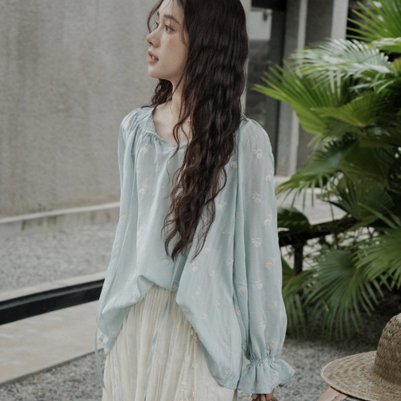 刺繍   日焼け止めの上着   シャツ