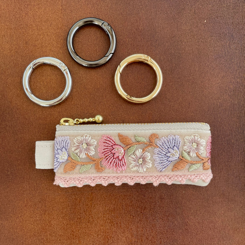 リップポーチ　ポーチ　ミニポーチ　インド刺繍　リボン　ピンク　927-1 リップポーチ ポーチ ミニポーチ インド刺繍 リボン ピンク 927-1 再販